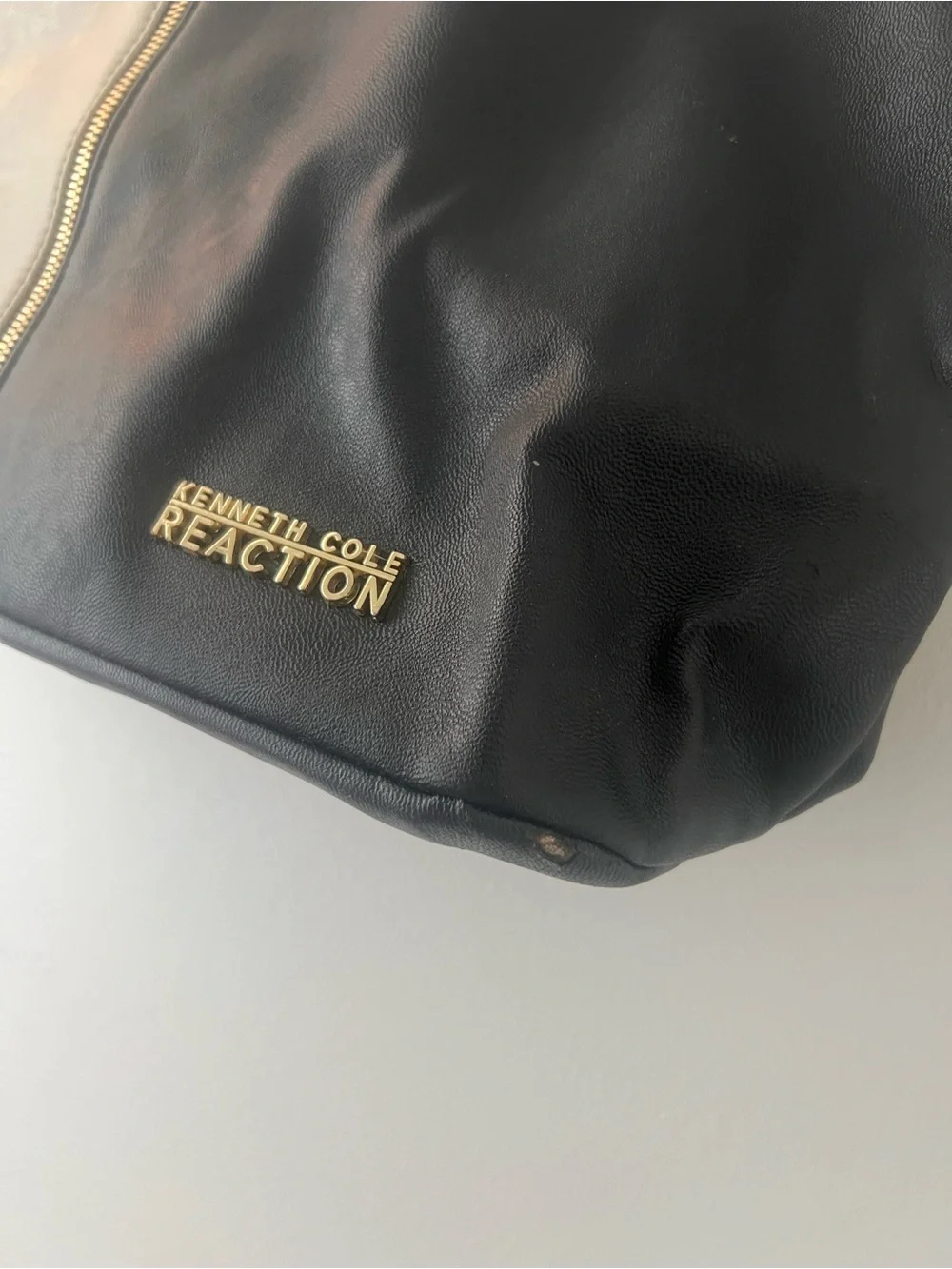 Kenneth Cole Reaction Black and Cream Colorblock Zip-Front Tote